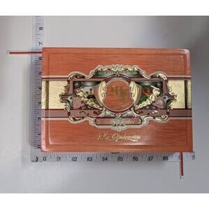 Empty Cigar box for Crafts Storage Purse Making Guitars Juggling Trinkets Herb